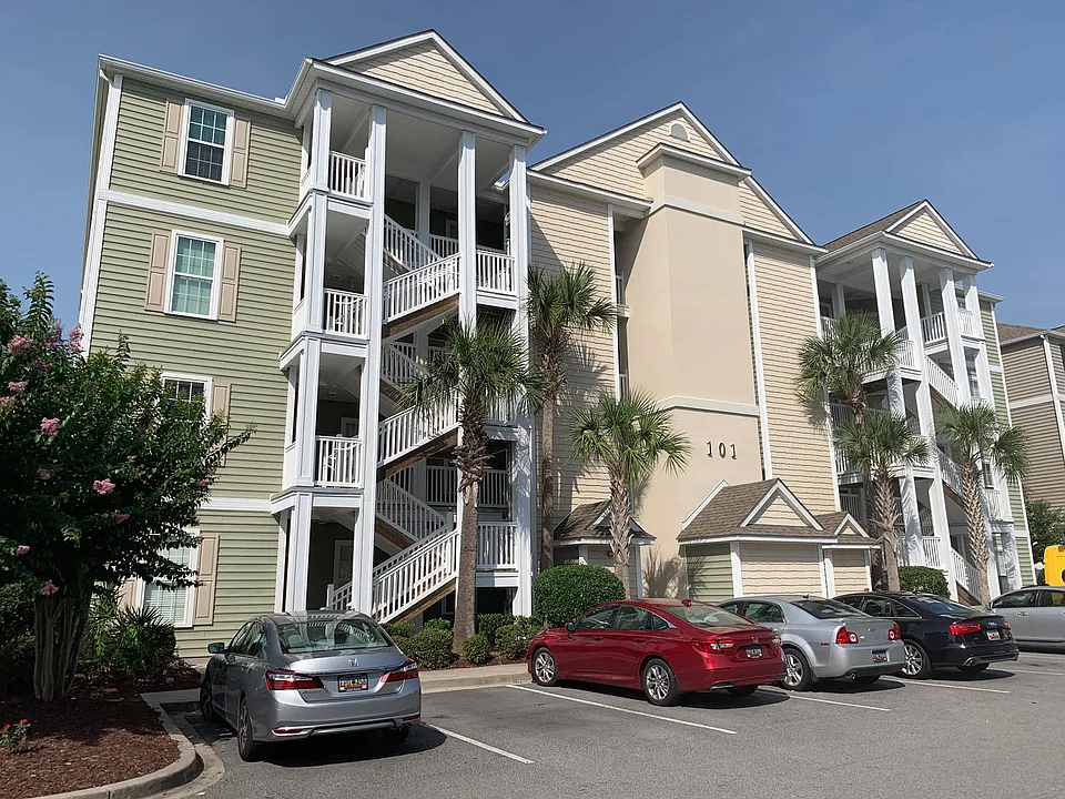 101 Ella Kinley Cir #401