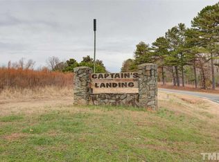 38 Ponchartrain St, Fuquay Varina, NC 27526