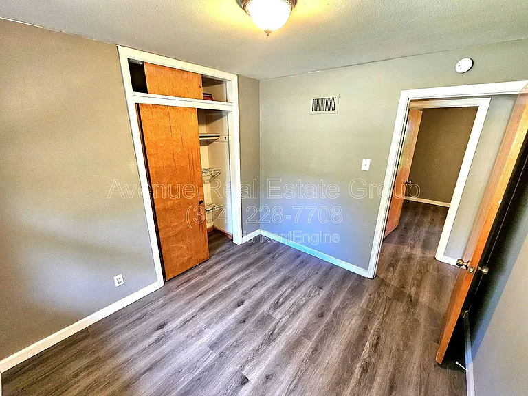 1130 Forest Home Dr — Photo 8