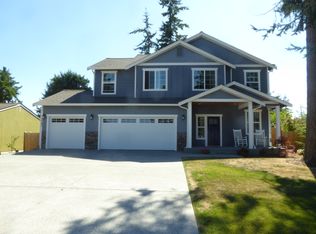 2207 30th St, Anacortes, WA 98221