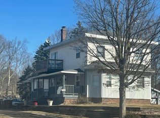 422 E Lincoln Ave, Ionia, MI