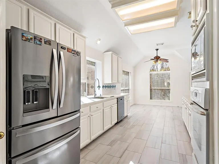 3310 Shadowchase Dr — Photo 7