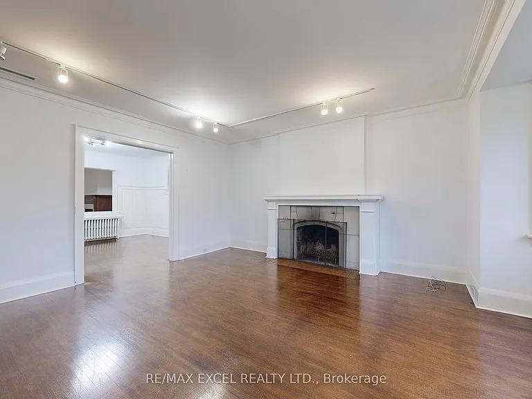317 Warren Rd — Photo 14