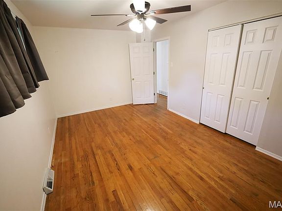 5th image of 1809 Debbie Dr