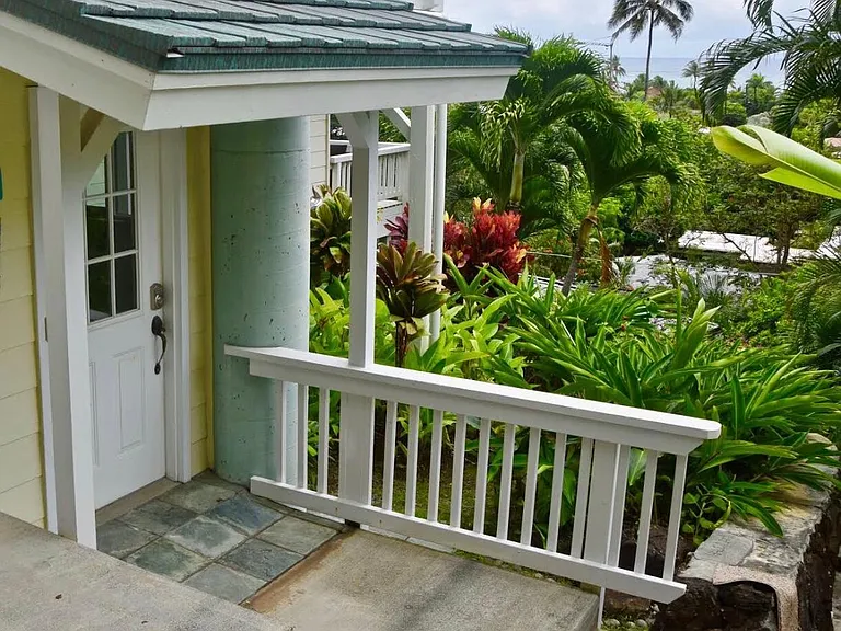 1006 Koohoo Pl #B — Photo 1