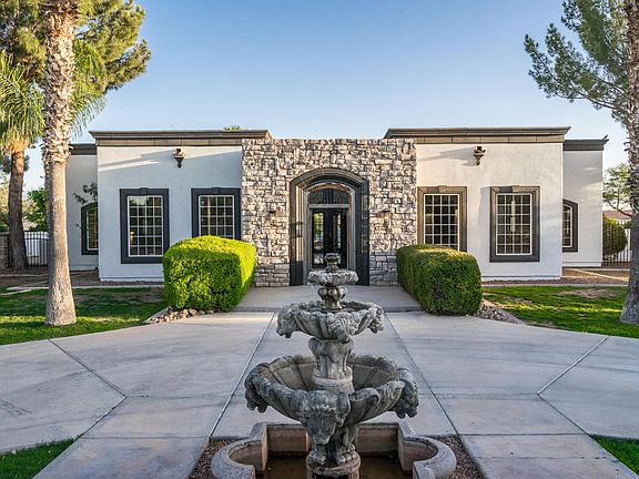 2nd image of 2677 E Via Del Arboles