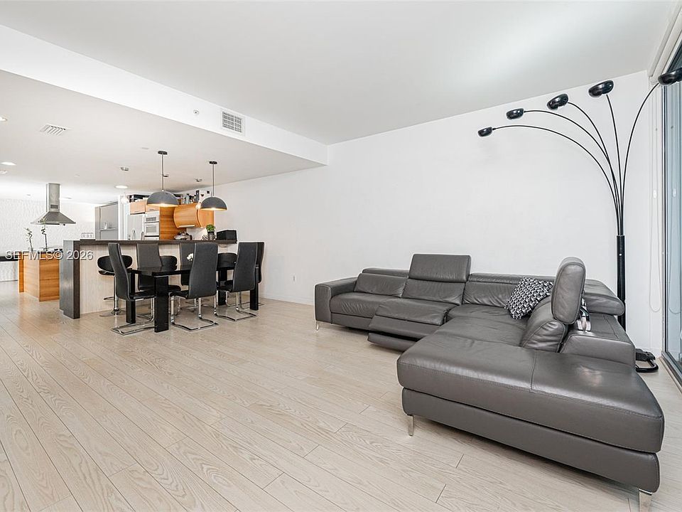 2950 NE 188th St APT 139, Aventura, FL 33180 | MLS #A11993240 | Zillow