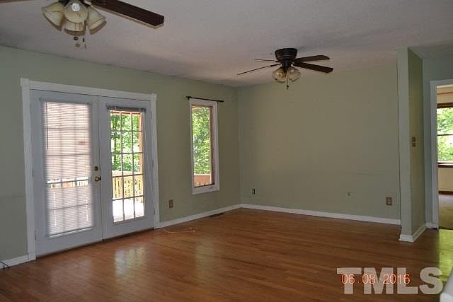 2nd image of 208 Forest Dr
