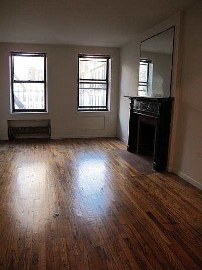 2nd image of 351 E 85th St APT 3C