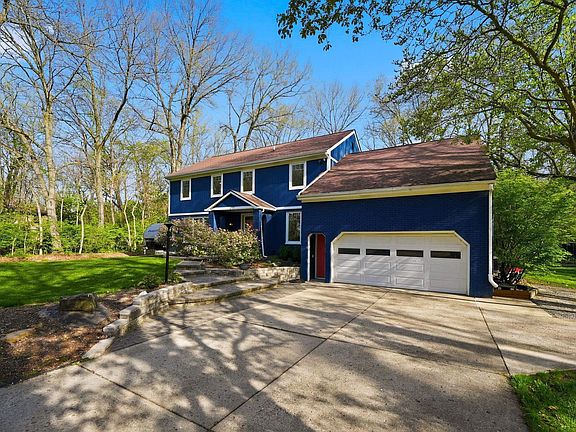 2nd image of 3710 Moss Hill Dr
