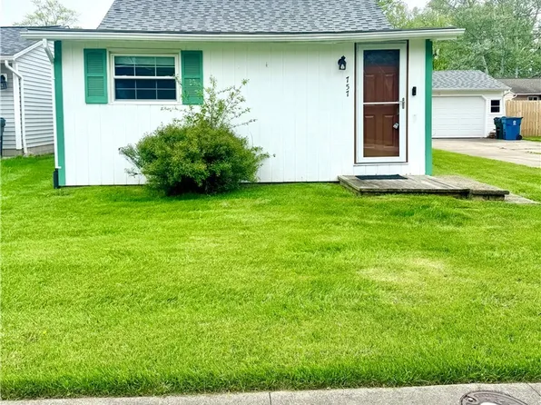 757 Dunny Ave, Sheffield Lake, OH 44054