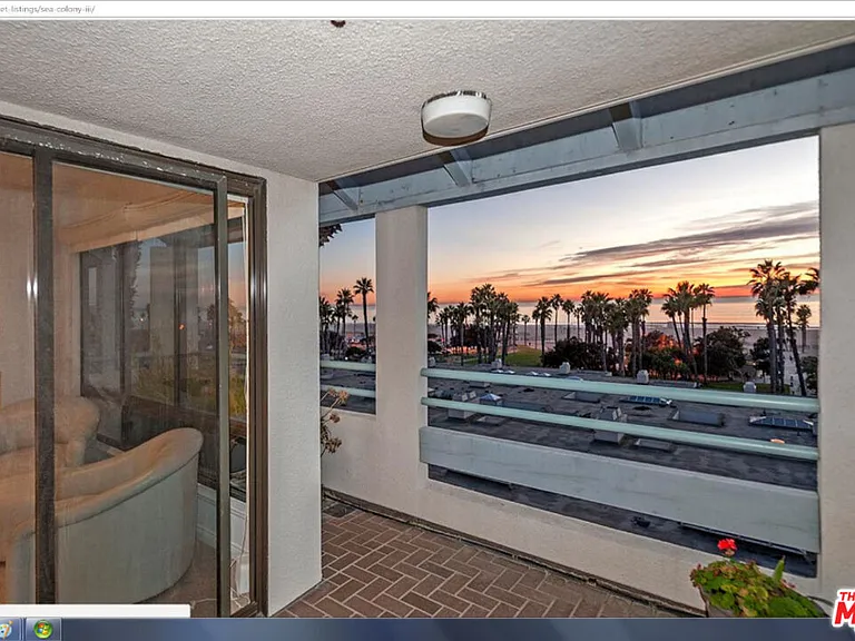 110 Ocean Park Blvd #502 — Photo 2