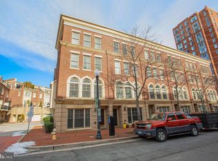 1865 Ballenger Ave, Alexandria, VA 22314