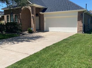 4207 Canterbury Park Ln, Pearland, TX 77584