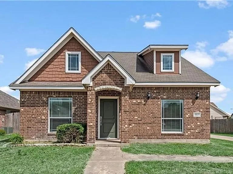 6809 Appomattox Dr — Photo 1