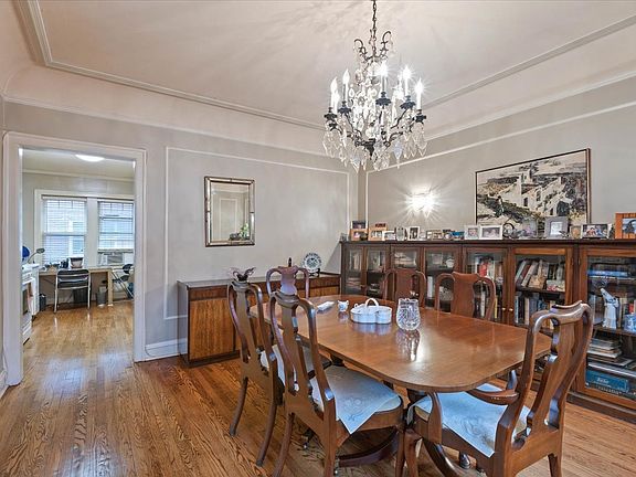 4th image of 2456 W Estes Ave #2