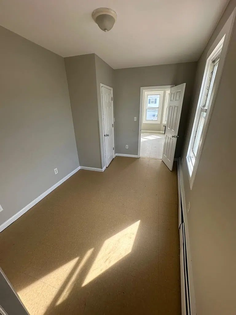 2 bed, $1,650 — Photo 4