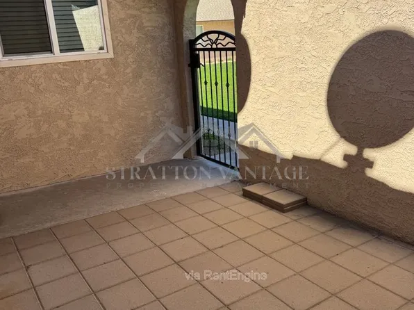 852 N Stapley Dr, Mesa, AZ 85203