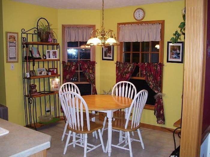 Breakfast nook