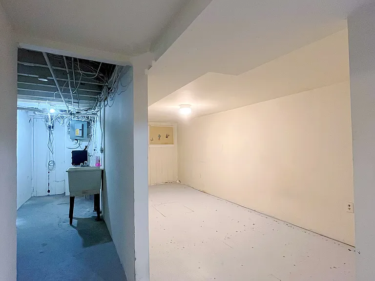 4717 Vista St — Photo 14