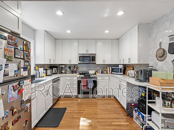 3rd image of 1517 Central Ave