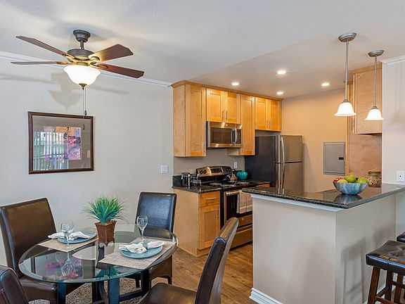 3rd image of 3450 Sawtelle Blvd #302