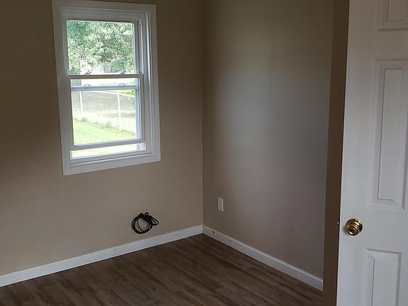 4th image of 3265 Liberty Ave APT 12