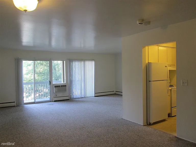 404 W Forest Ave — Photo 22