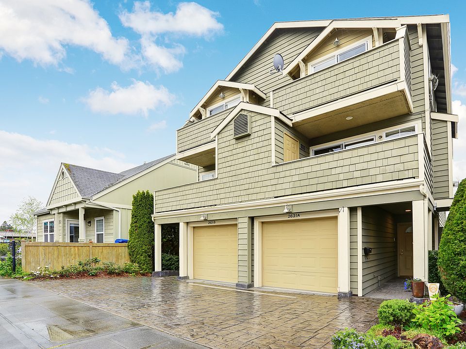 1st image of 2621 A Marine Ave SW