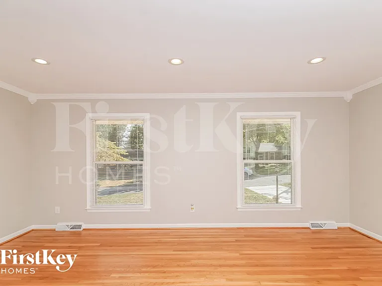4512 Grendel Rd — Photo 6