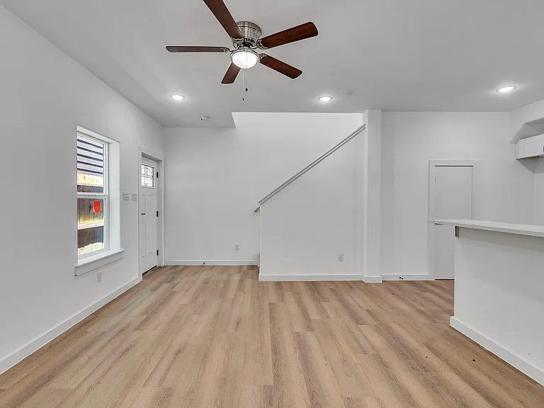 8633 Homewood Ln #A — Photo 10