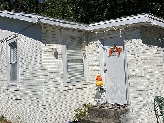 3rd image of 352 OSCEOLA Street