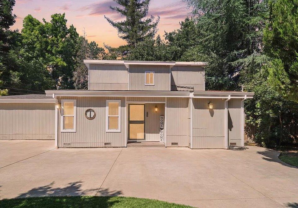 1st image of 2075 Idaho Ave