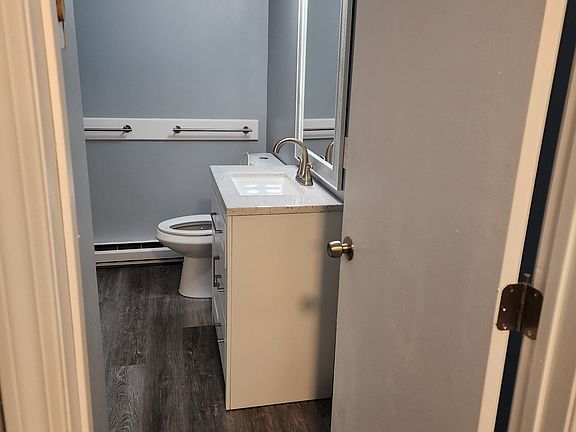5th image of 1015 Old Colony Rd #7