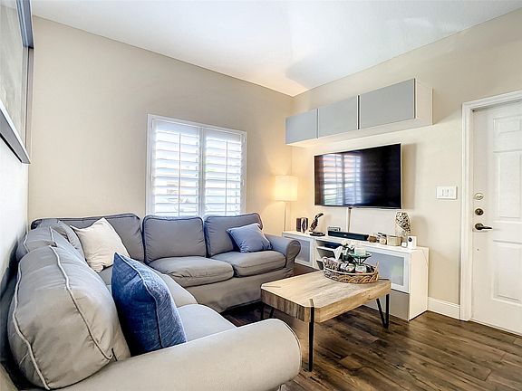 5th image of 4949 Windward Way #4204