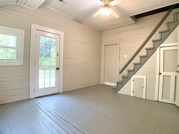 3rd image of 2173 Old Russellville Pike #A