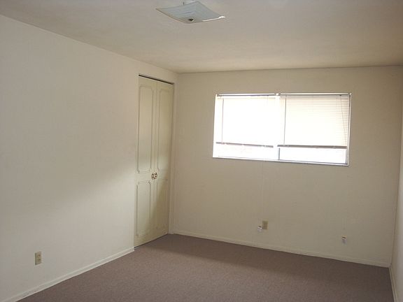 5th image of 6327 S Grand Blvd APT 2E