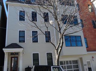 35 H St UNIT 301, Boston, MA 02127