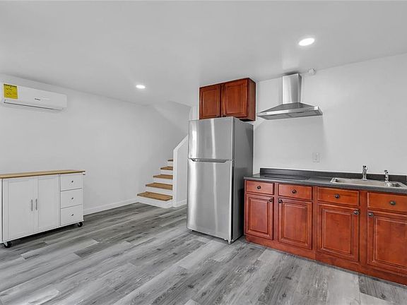 3rd image of 569 Garner Way NW #A