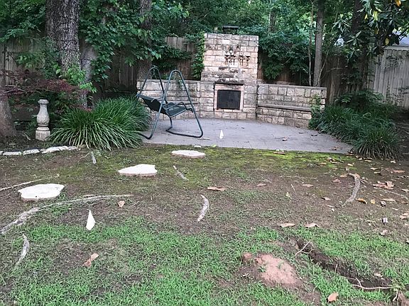 2nd image of 1105 S Pickard Ave