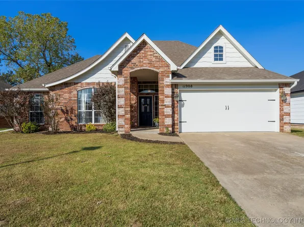 11908 S 268th East Ave, Coweta, OK 74429