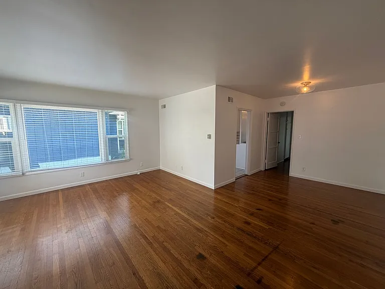 30 N Alboni Place 25 Bonito Ave — Photo 3