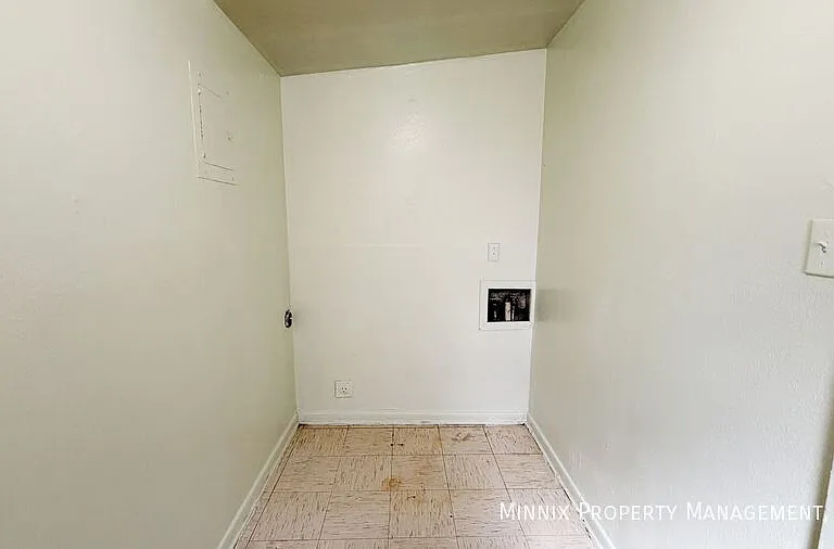 4610 52nd St #A — Photo 6