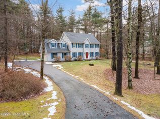 50 Avon Ct, West Sand Lake, NY 12196