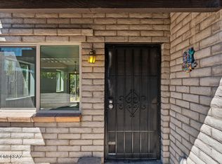 211 W Roger Rd APT 7, Tucson, AZ 85705