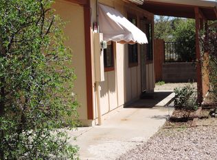 18697 S Aggie Hodge Rd, Peeples Valley, AZ 86332