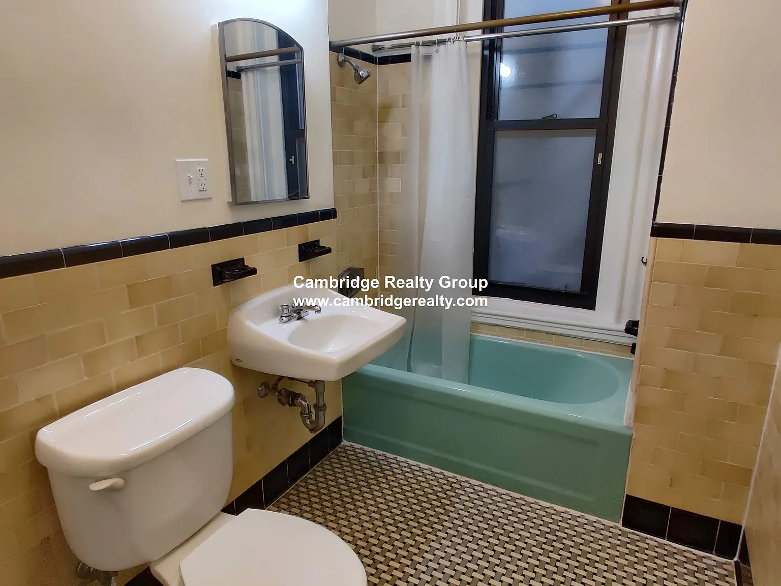 1 bed, 1.0 bath, $3,500 — Photo 4