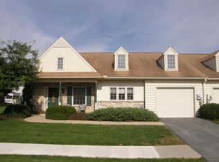 612 Hearthstone Ln, Mount Joy, PA 17552