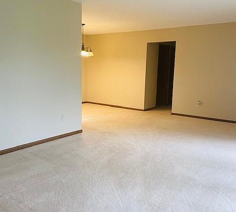 4th image of 14790 Madison Ct