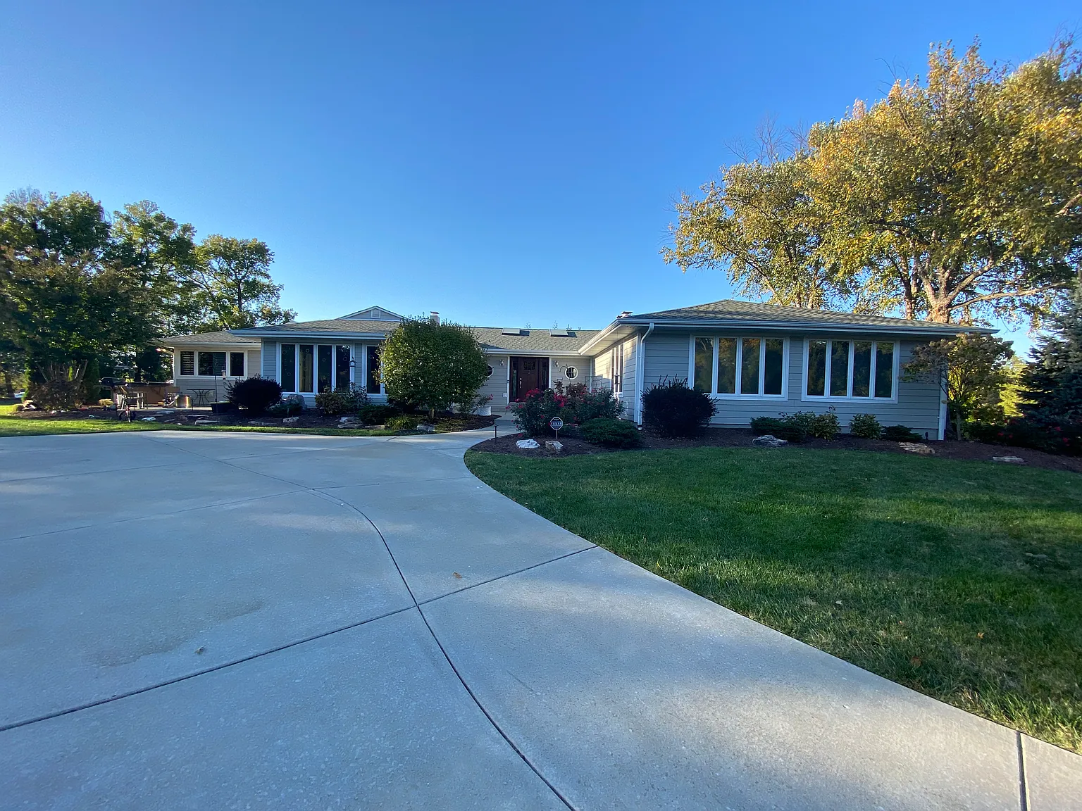 2 Rutherford Ln photo 1